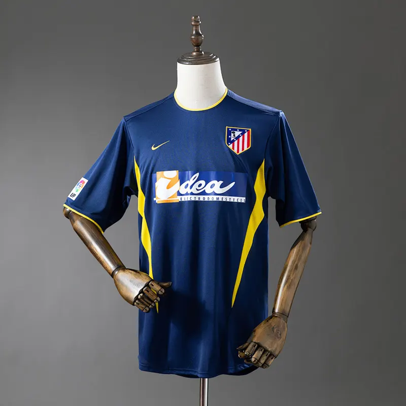Atletico Madrid Away Shirt 2002/03 &mdash; front view