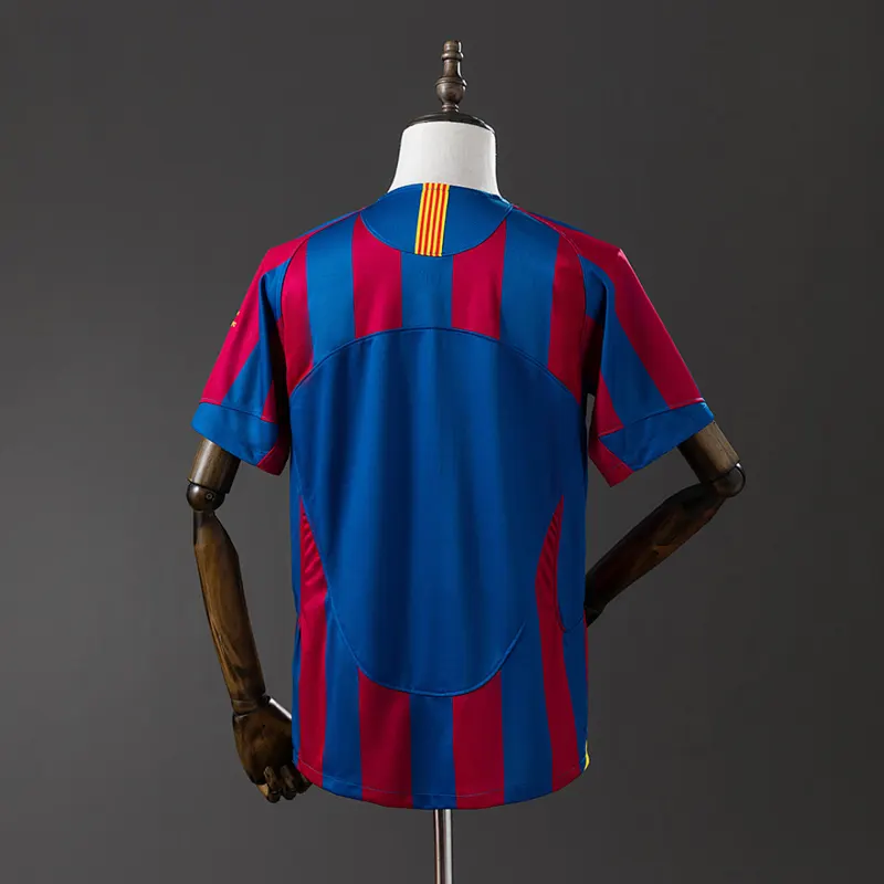 Barcelona Home Shirt 2005 &mdash; back view