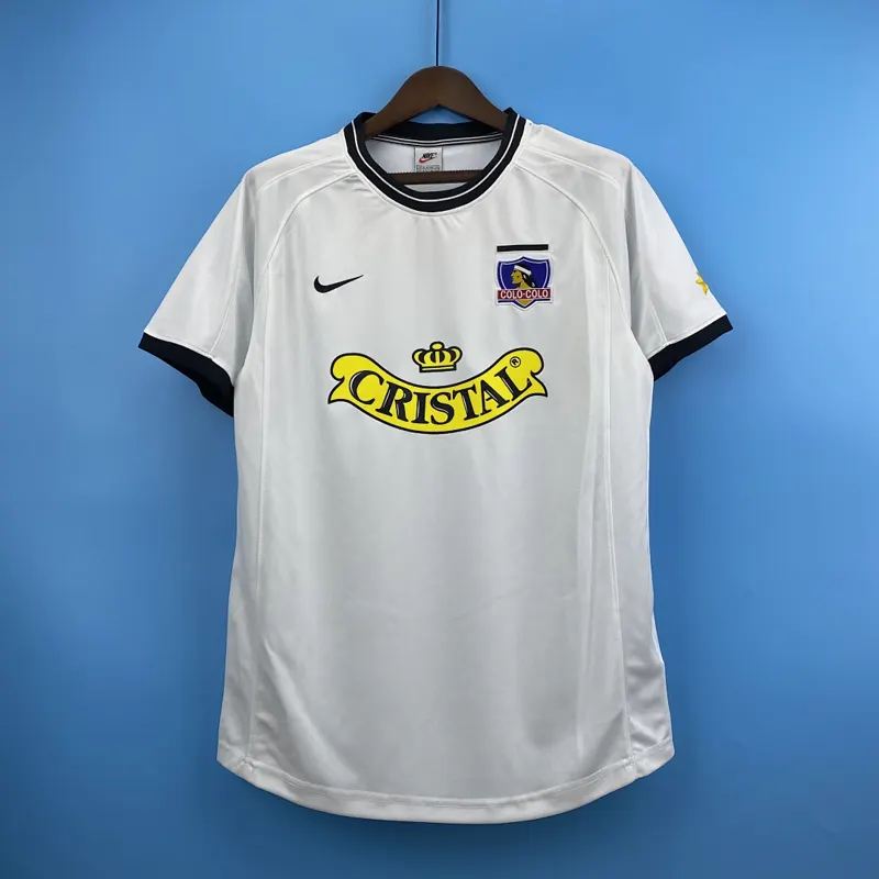 Colo-Colo Home Shirt 2000/01 &mdash; front view