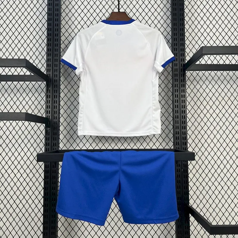 England Kids Home Kit &mdash; back view