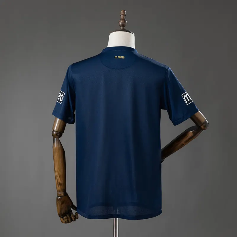 FC Porto Away Shirt 2011/12 &mdash; back view