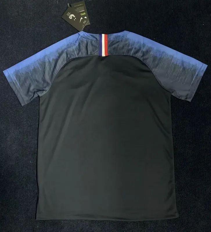France Home Shirt 2018 &mdash; back view