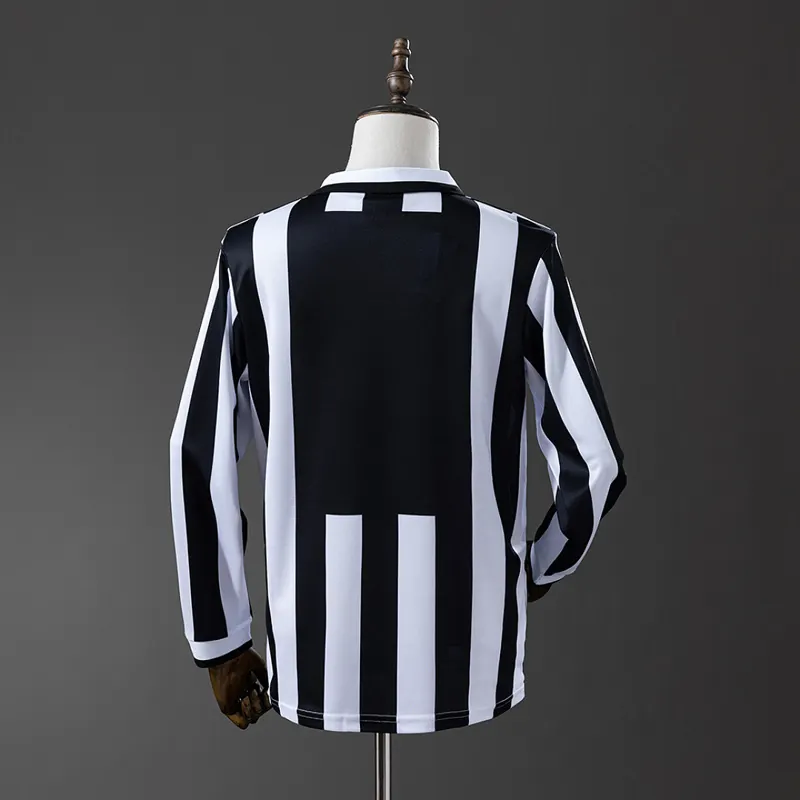 Juventus Home Long Sleeve Shirt 1995/97 &mdash; back view