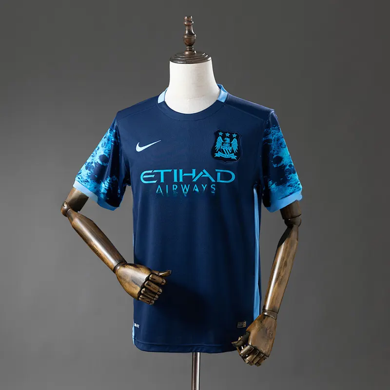 Manchester City Away Shirt 2015/16 &mdash; front view