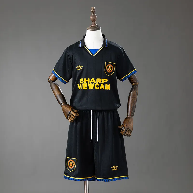 Manchester United Kids Away Kit 1993/94