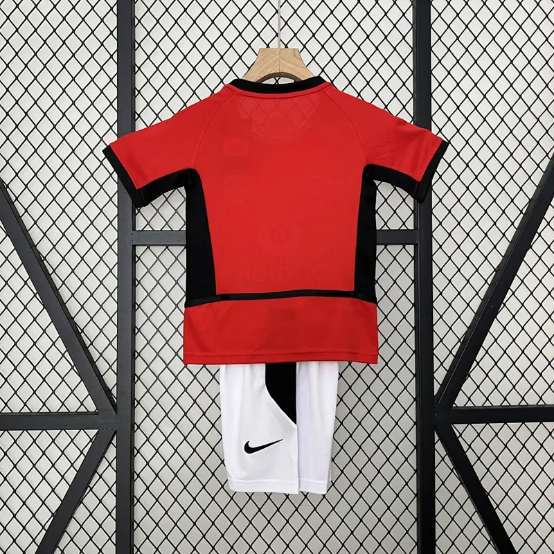 Manchester United Kids Home Shirt 2002/04 &mdash; back view