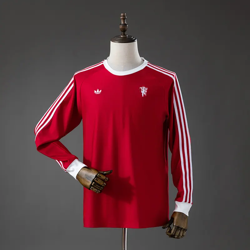 Manchester United Long Sleeve Shirt &mdash; front view