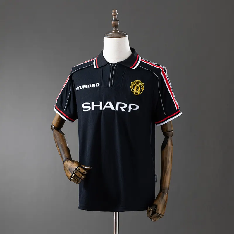 Manchester United Shirt 1998 &mdash; front view