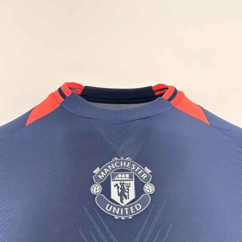 Manchester United Training Shirt 2024/25 &mdash; front view