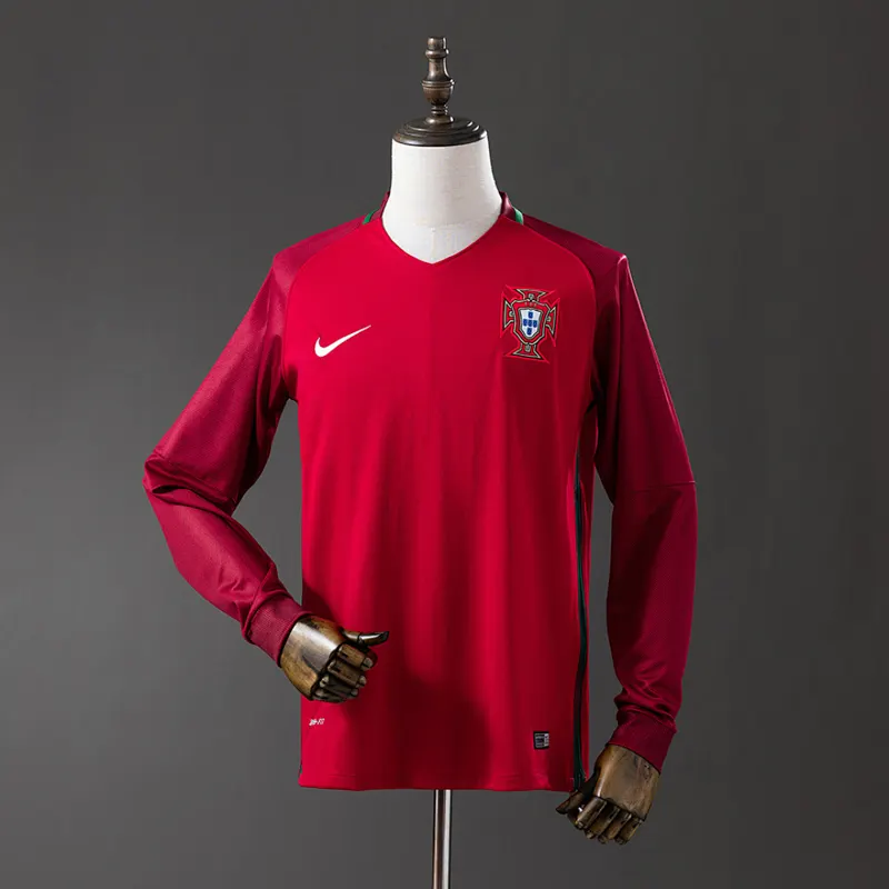 Portugal Camisa titular manga longa 2016