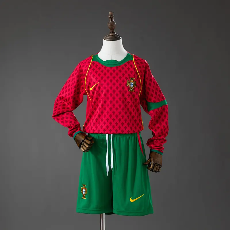 Portugal Kids Home Long Sleeve Kit &mdash; front view