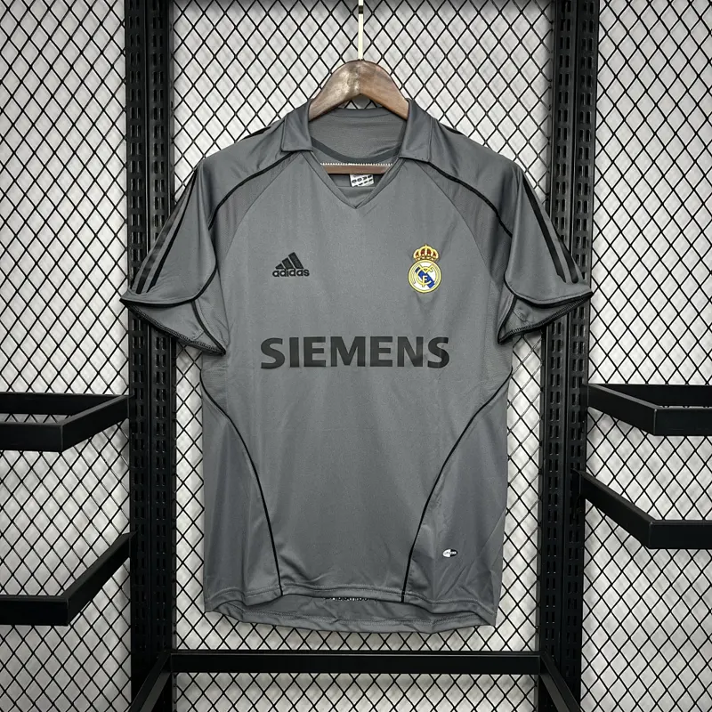 Real Madrid Third Shirt 2005 &mdash; front view