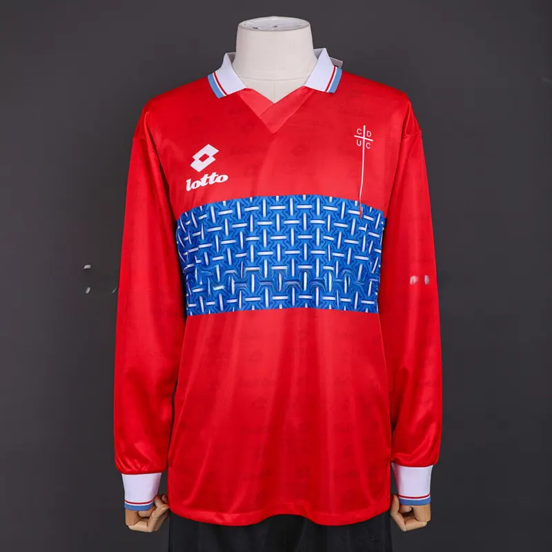 Universidad Catolica Camiseta visitante 1996