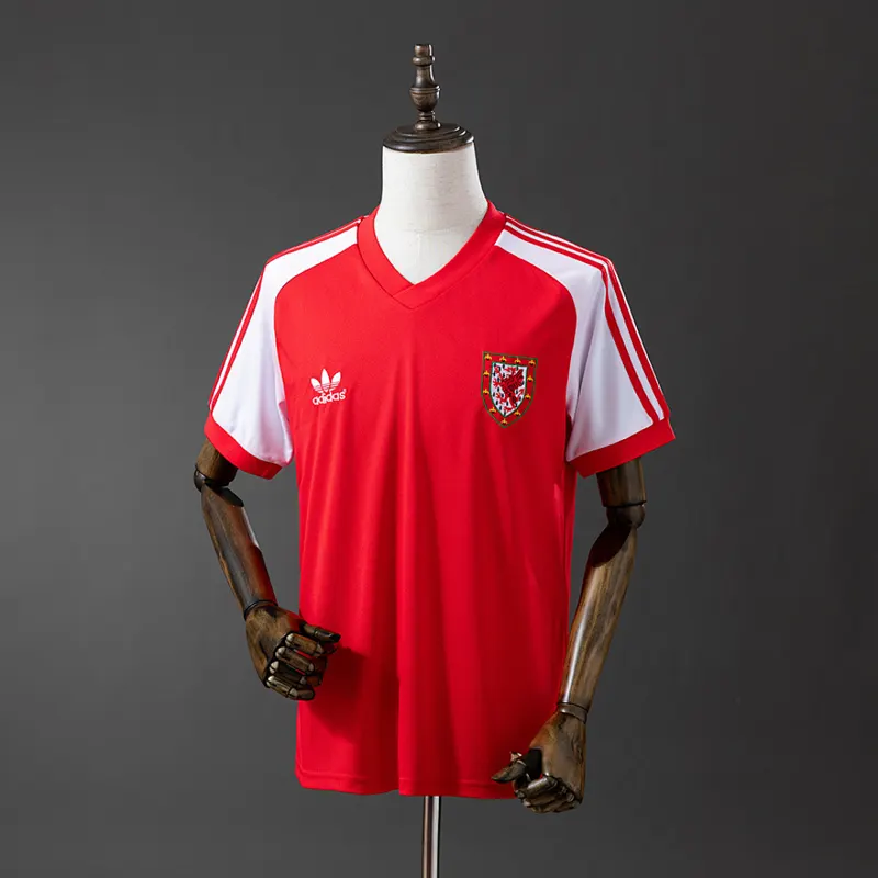 Galles Maglia casa 1982