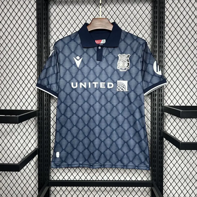 Wrexham Maglia trasferta 2024